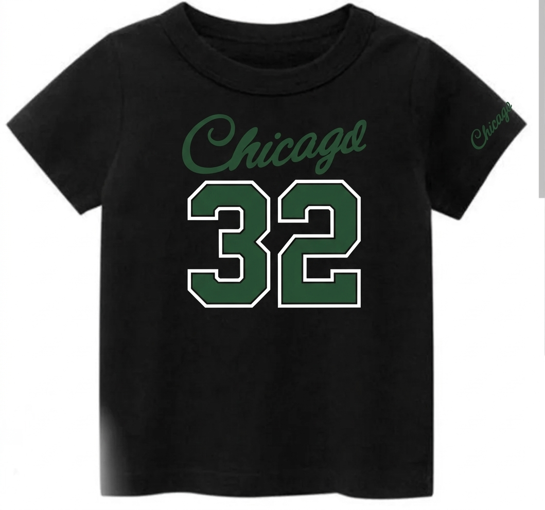 Chicago "32" Lifestyle Graphic Tee